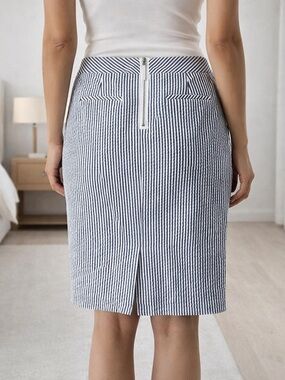 J.Crew Size 4 Blue White Seersucker Pencil Skirt Preppy Coastal Summer